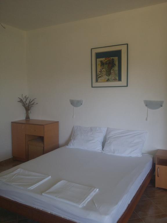 Luce Di Sole Apartment Ulcinj Phòng bức ảnh