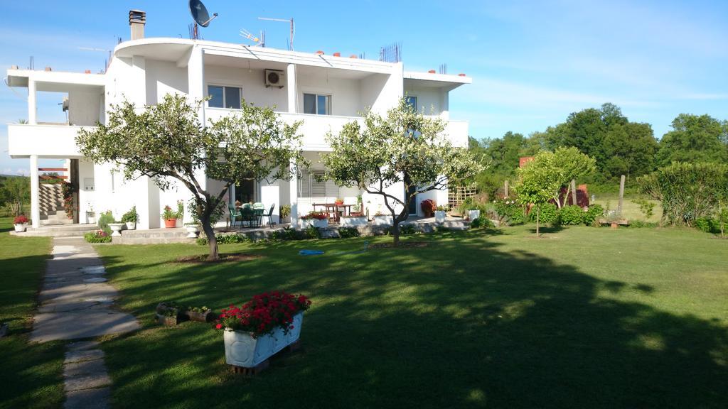Luce Di Sole Apartment Ulcinj Ngoại thất bức ảnh